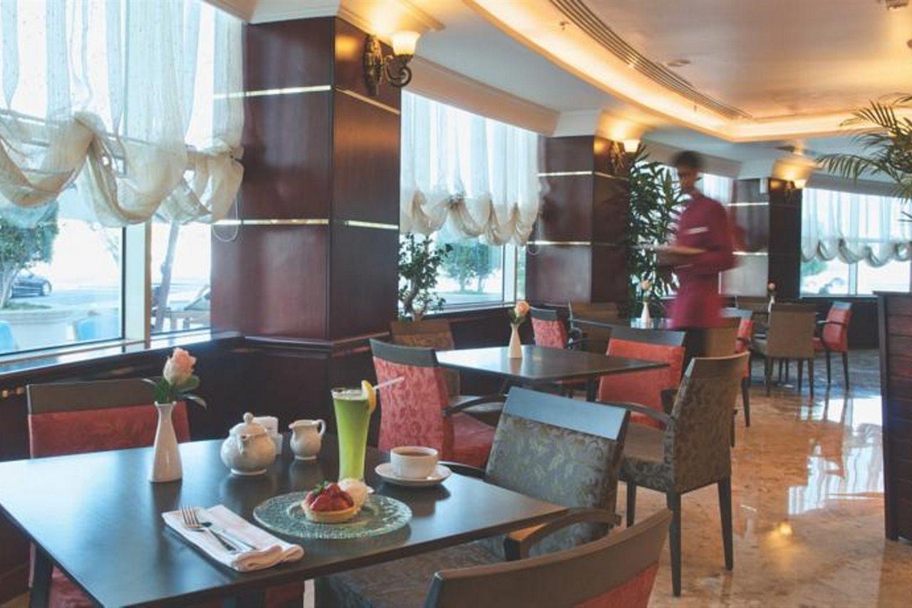 Retaj Al Rayyan Hotel Doha Exterior photo
